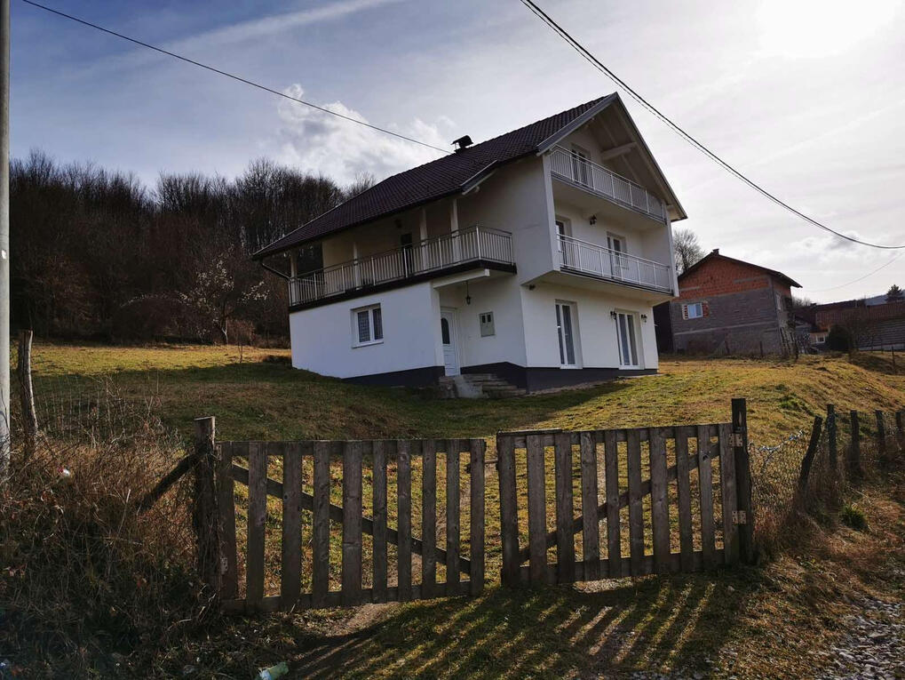 Houses in Bosnia for sale Bugojno